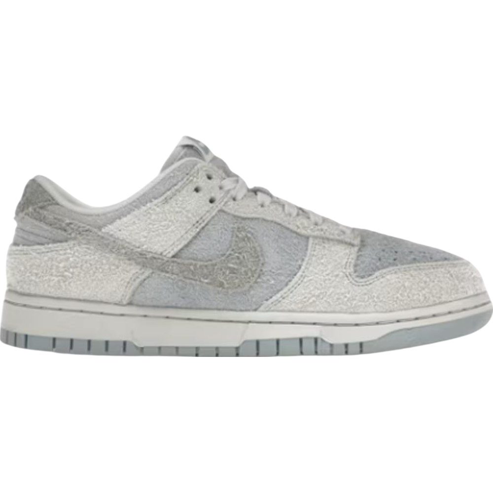 Nike Dunk Low Light Armory Blue Photon Dust (Women's)