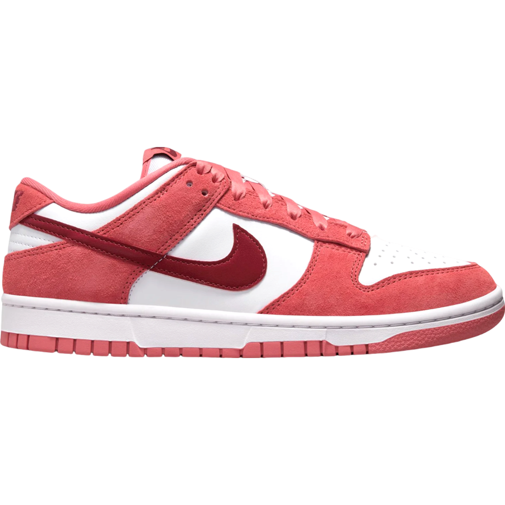 Nike Dunk Low Valentines Day (Women’s)